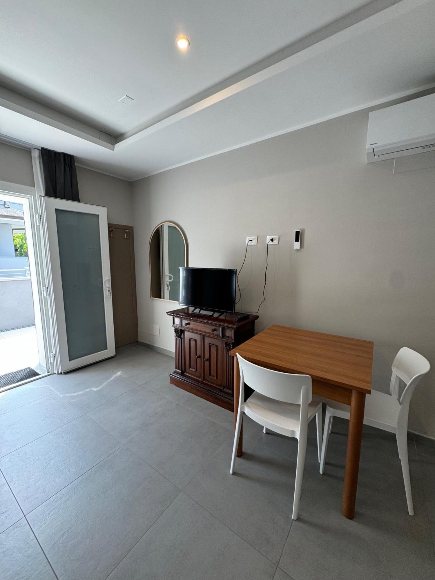 Residence チェルヴィア エクステリア 写真